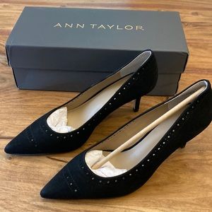 Ann Taylor perforated suede pumps - black
